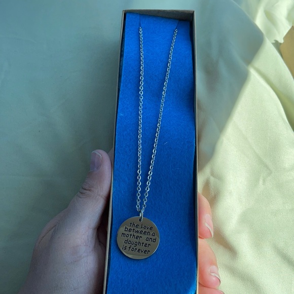 Love between mother and daughter Necklace - Picture 9 of 9